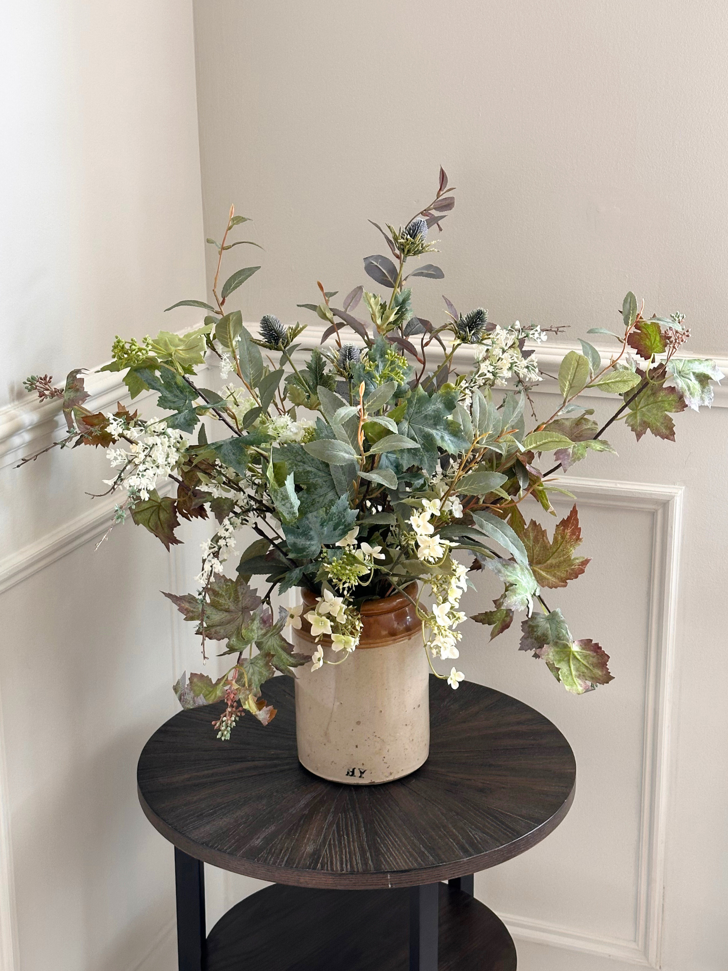 Leanne | Arrangement including Vintage Vase | Large | Autumn | Green, White