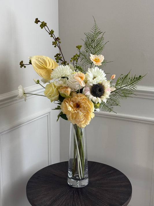 Dora | Buttery Delight Bouquet | Yellow, White