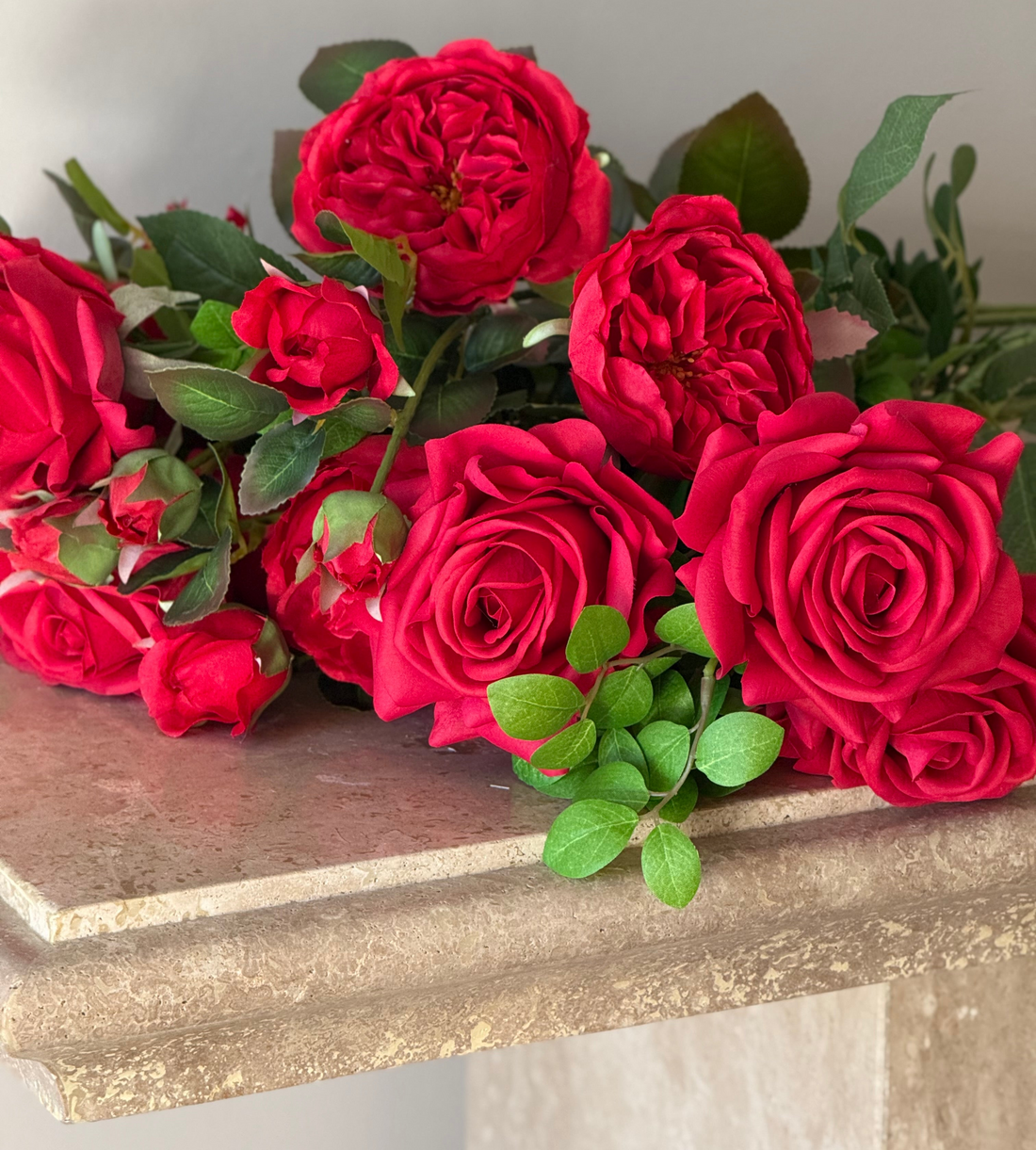 The Romance Edit: A modern love story, told in flowers