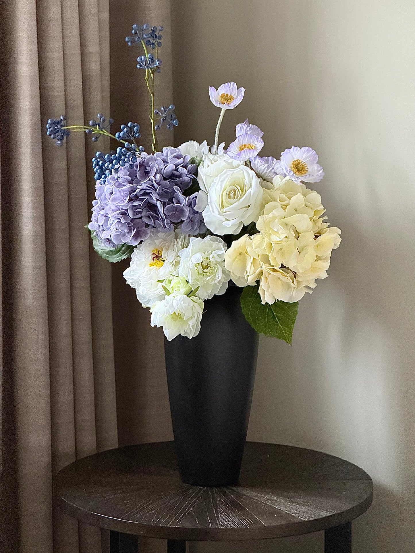 Caroline | Large Artificial Bouquet | Green, Lilac