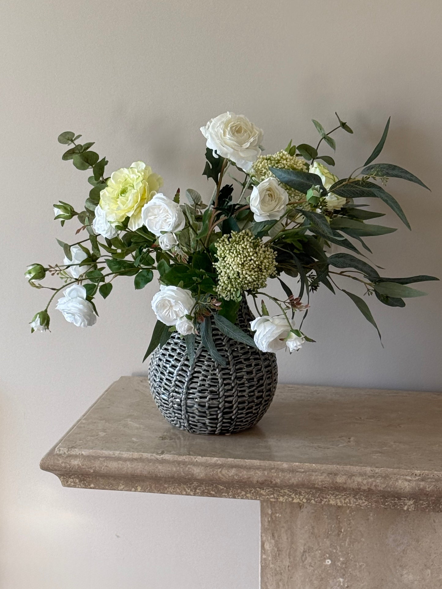Aisha | Medium Artificial Bouquet | White, Green