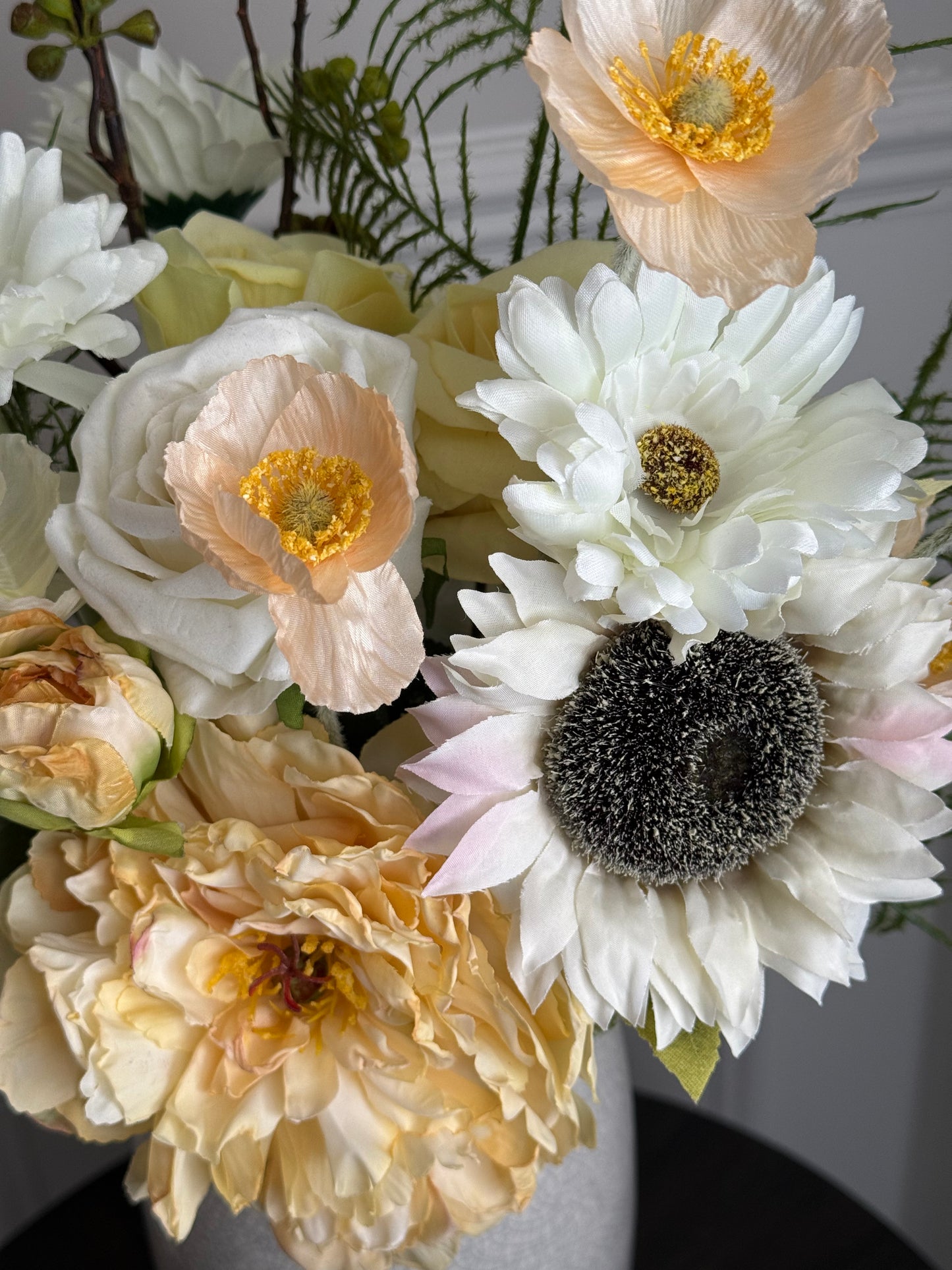 Dora | Buttery Delight Bouquet | Yellow, White